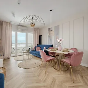 Apartament Elegant With Balcony Krakowska By Renters Prestige, Wrocław
